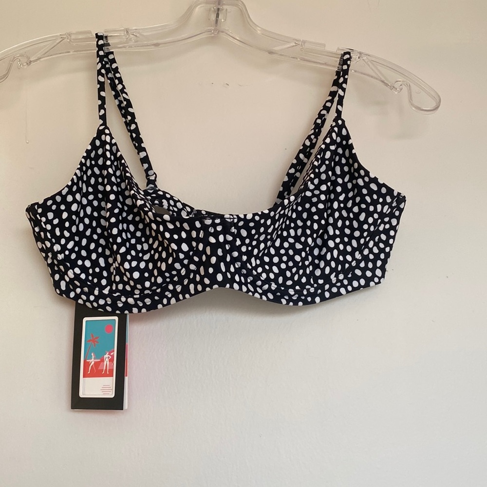 Spotted bikini top